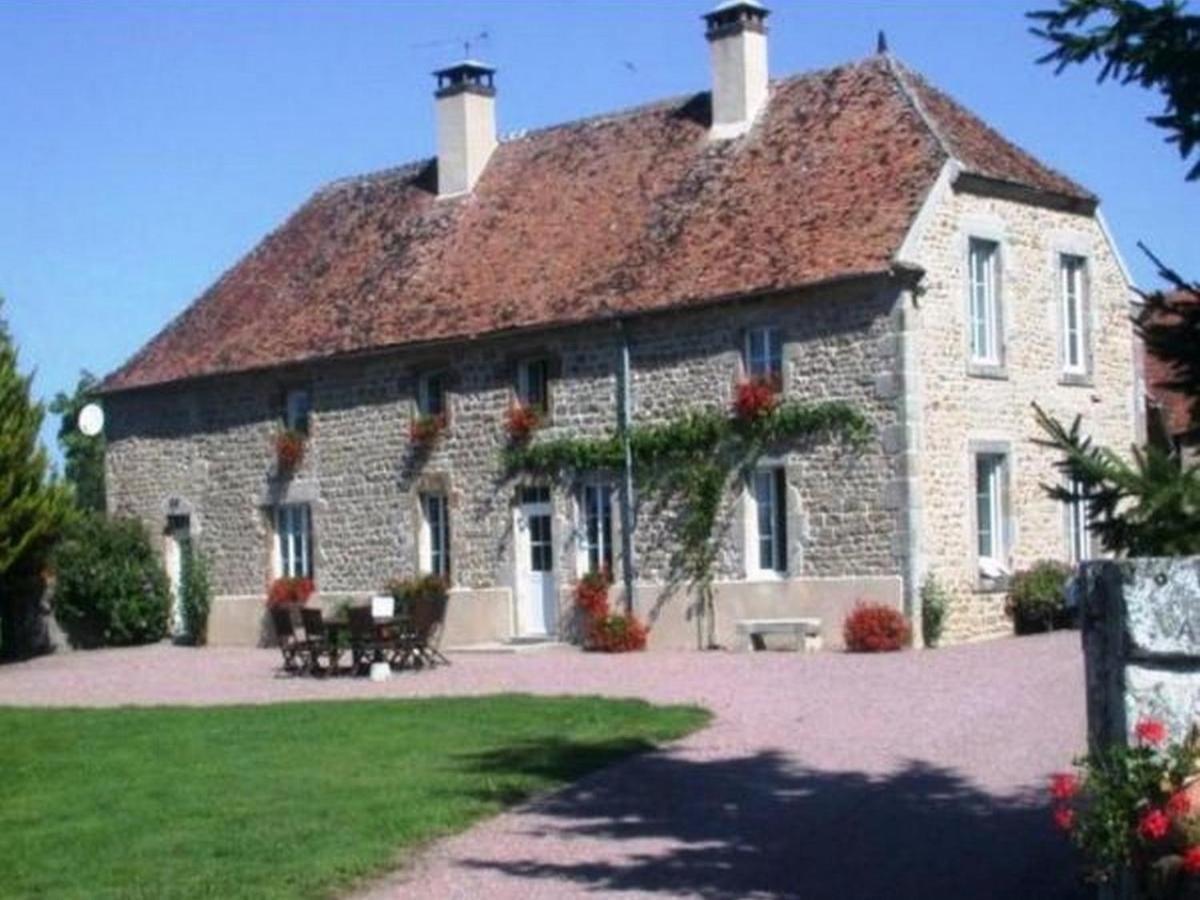 Gite Les Aubues Lormes ภายนอก รูปภาพ